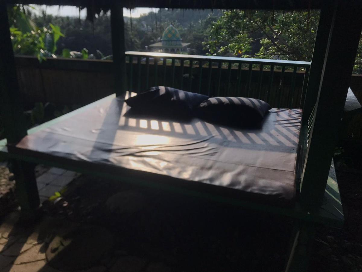 Sasak Lebung Home Senggigi Exterior photo